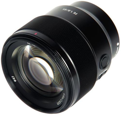 Obiectiv Foto Sony SEL-85F18.SYX 85mm f/1.8 GM (Negru)