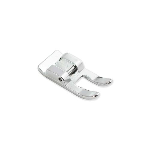 Piciorus pentru cusaturi decorative Brother F026N