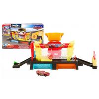 Set de joaca Disney Pixar Auta Zygzak McQueen, spalatorie auto cu schimbare de culoare, 50cm