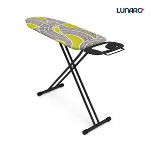 Masa de calcat pliabila LUNARO Vera-Bk, Suport pentru statie si fier de calcat, Reglabila pe inaltime, husa de bumbac 100%, Inaltime maxima 95cm, Dimensiuni 120 х 38 сm, Picioare stabile antiderapante, Negru